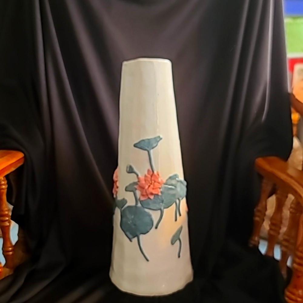 Large enterway vase ceramic with applied ceramic florals white angled top